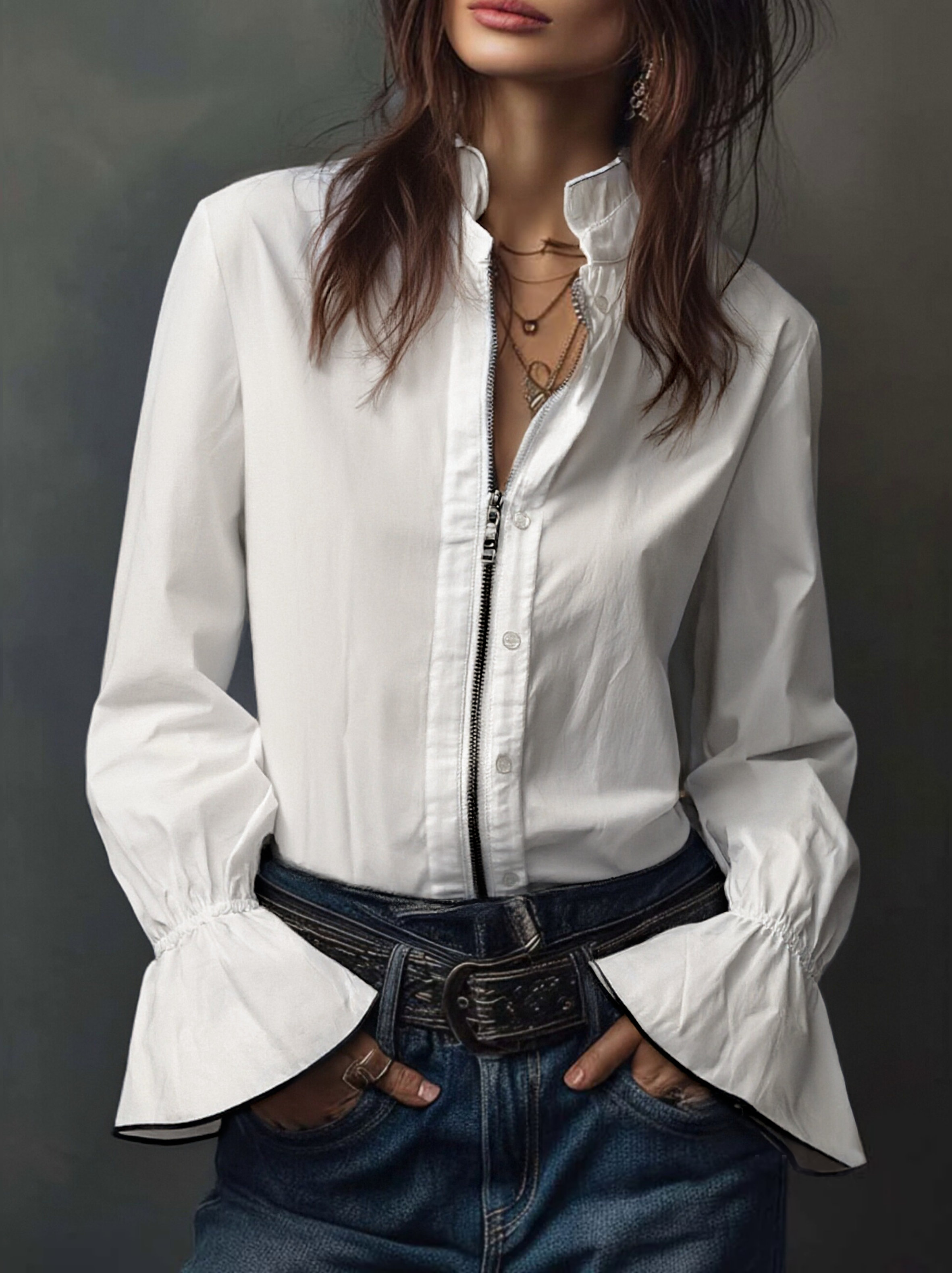 Ana · White Blouse with Ruffles and Zipper